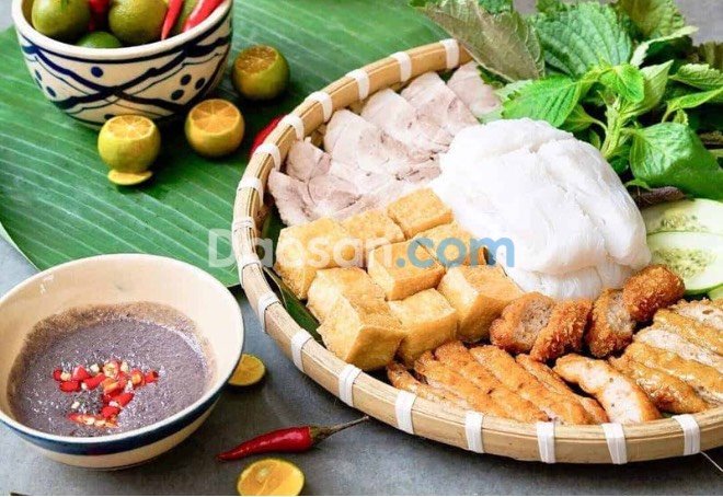 Bún đậu mắm tôm là món ngon đặc sản Hà Nội dễ chế biến tại nhà.